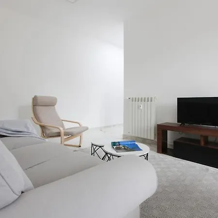 Hacca Collection - Bocconi, Porta Romana 2br *