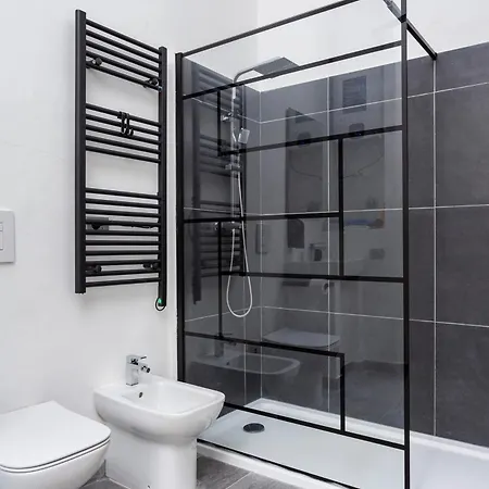 Stazione Centrale-ariel Soperga32 מילאנו