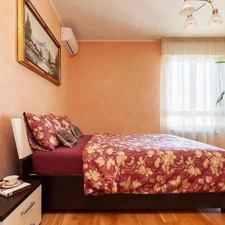 Two Spacious Bedrooms 1 Minute To Metro Stop Milan