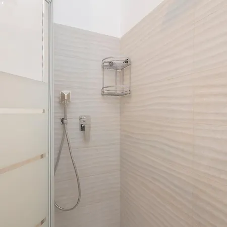 Ihost Flat - Giambellino 131-2 Apartamento