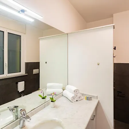 Apartament Premuda20 Elegant By Hospity *