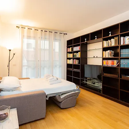 Premuda20 Elegant By Hospity Mediolan