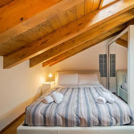 Apartament Ampio Quadrilocale Navigli/forum + Free Parking