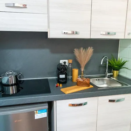 We - Napo Tower 22 דירה *