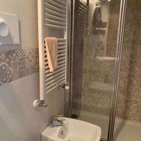 Comfortable Typical Old Style Milán