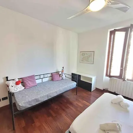 Comfortable Typical Old Style Apartamento *