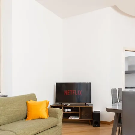 Artstay - Exclusive Apt, Free Parking, Metro, Tram Апартаменты Милан