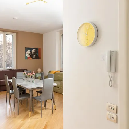 Апартаменты Artstay - Exclusive Apt, Free Parking, Metro, Tram *