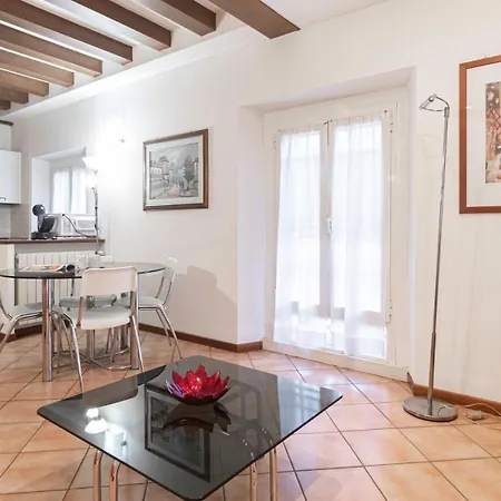 Italianway Easy - Tadino 13 B Apartment Mailand