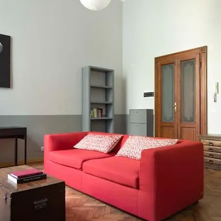 Hacca Collection - Arco Della Pace Apartmán *