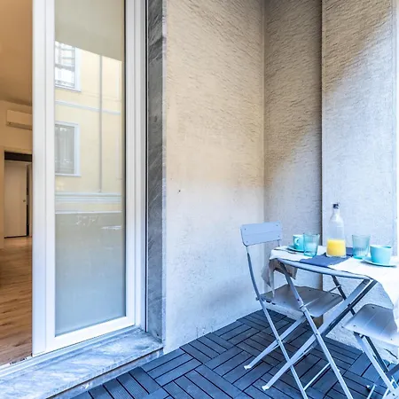 Stayeasy Quadronno33 - 3 Bedrooms, 2 Baths - Duomo Walking Distance Appartamento *