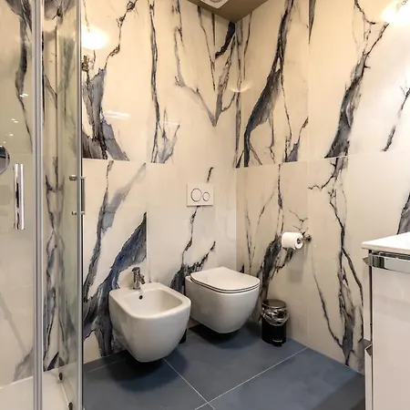 Appartamento Stayeasy Quadronno33 - 3 Bedrooms, 2 Baths - Duomo Walking Distance Milano