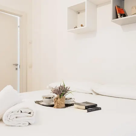 Easylife - Luminoso Sui Navigli Milano