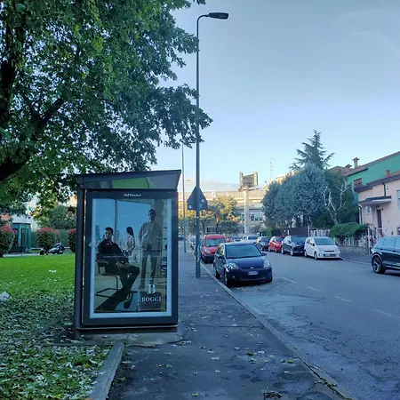 דירה Bilocale Metro 4 - Linate Airport E Duomo 10 Min