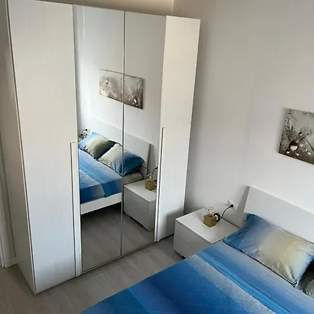 Bilocale Metro 4 - Linate Airport E Duomo 10 Min מילאנו