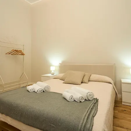 Апартаменты Duomo Luxury Loft A Step From Duomo *