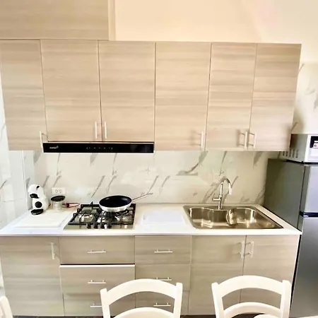 公寓 12 Minuti Dal Duomometro+10 Posti Letto