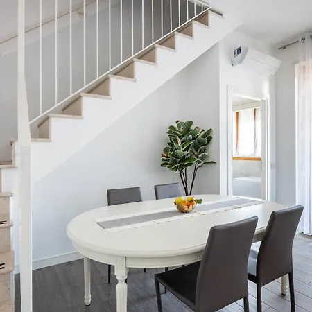 Daire Bocconi's Nest - Close To Duomo With Terrace