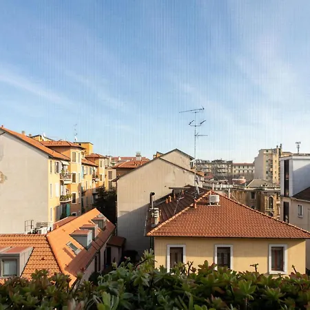 Accademia By Halldis *