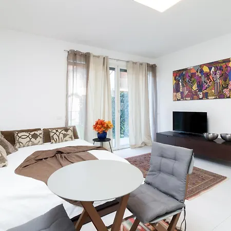 Appartement Con Giardino Navigli Milaan