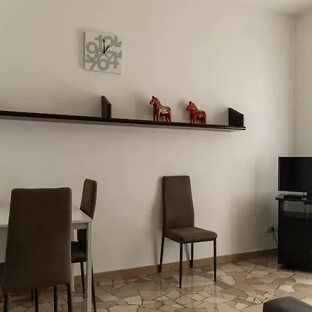 Youhosty - Lodi Quater Apartament