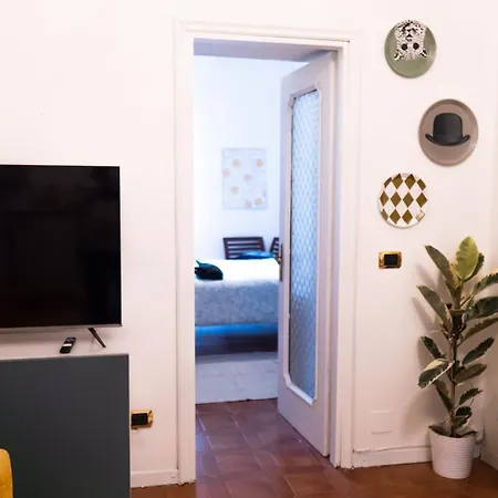 Apartment Casa Raffaella, Comodo E Tipico Bilocale Nel Centro Di *