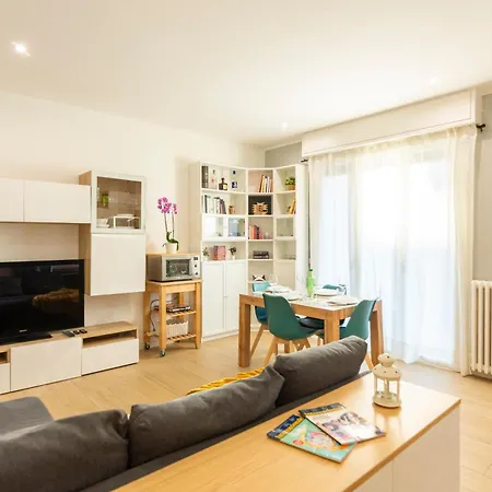 Guesthost - Alices House Modern Milano