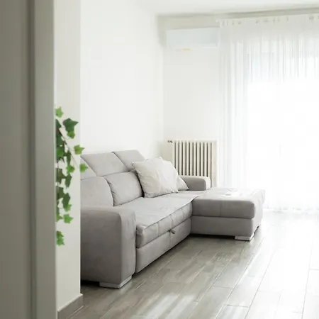 Apartment 10min Rhofiera & Sansiro - 5min Metro - Ac - Freeparking *