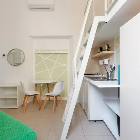 Magenta Long Let Apts Milano