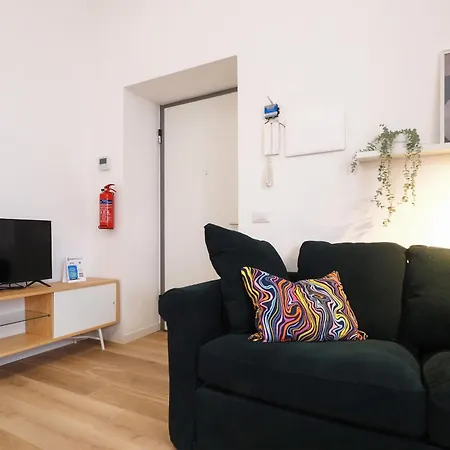 Primopiano - Russo Apartmán