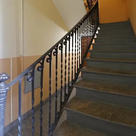 Primopiano - Russo Apartmán
