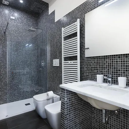 Navigli - Uni Bocconi Elegant Suite, Wi-fi, Tram * Милан