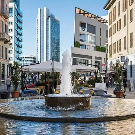 [milano Porta Garibaldi-isola]