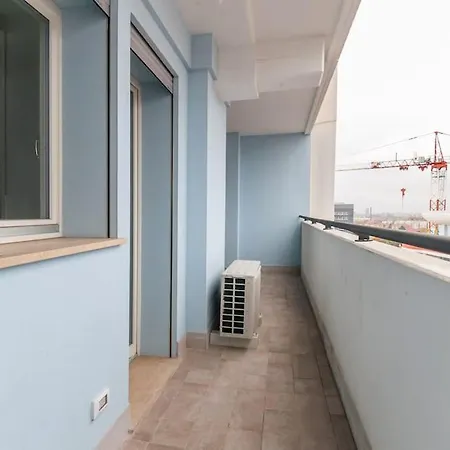 Appartement 12th Floor Diamond Tower - 72 *