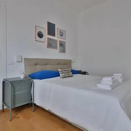 Apartman Citta Studi Moderno Pop-house Milánó