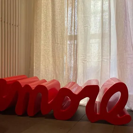 Il Torchietto, Incanto Nel Cuore Di * Mediolan