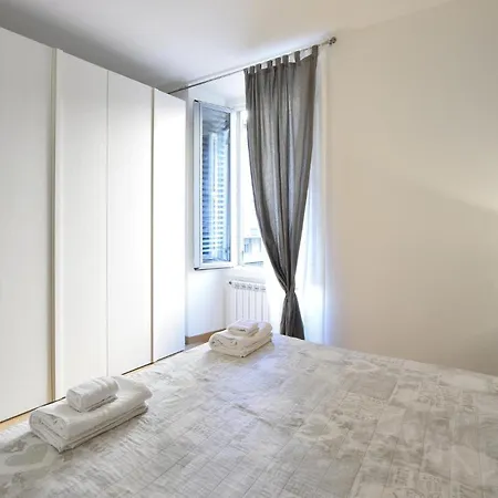 Stunning In With Kitchen Apartament *