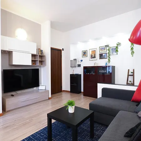 Apartment Primopiano - Palmaria Milan