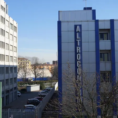 Lägenhet Casamia - Bilocale Accogliente! Milano