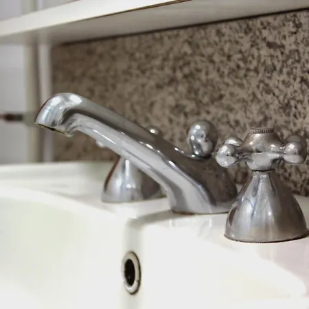 La Corte Dei Creativi Comodo E *