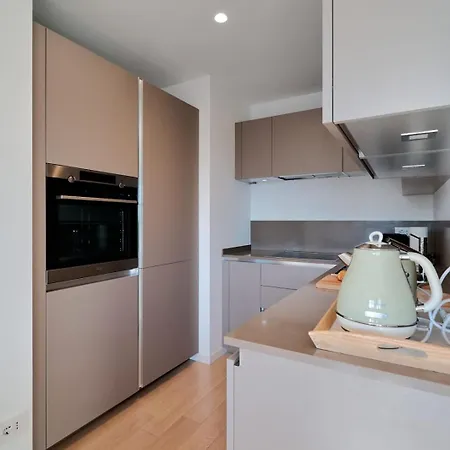 Duomo In The Center Of Milánó