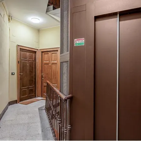 Apartament Royal In Mediolan