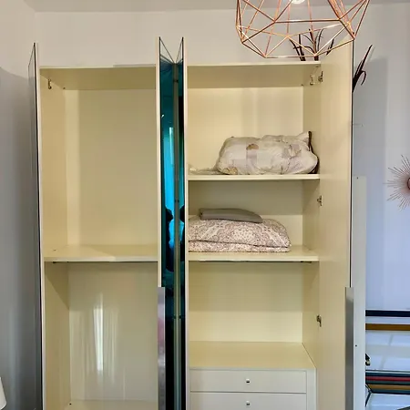 Апартаменты Joy House -central Near Metro Arco Della Pace Brera-entire Perfect For Work & Play, Nightlife With Ac & Fast Wifi Welcome To The Cool Joy House! *