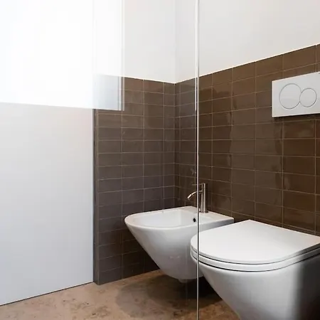 公寓 Sunset Citylife Typical Italian Style House *