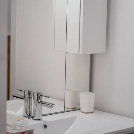 Gohost - Hideaway A Few Minutes From