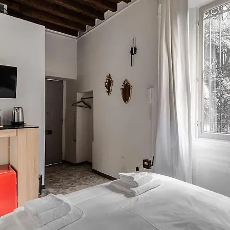 Room/suite Garibaldi40 * Milano