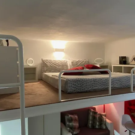 Monolocale Morimondo 1 アパート *