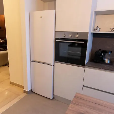 Apartament I Host - Govone 100 *