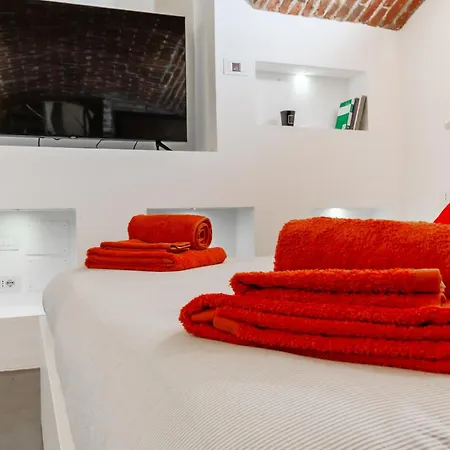 Orange M3 Duomo 12 Min