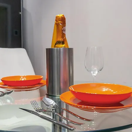 Orange M3 Duomo 12 Min Daire *